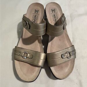 Mephisto Metallic Gold Slide Sandals size 38